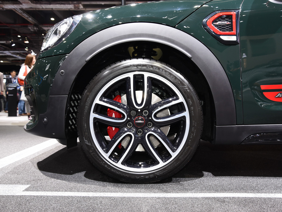 MINI JCW COUNTRYMANDƬ