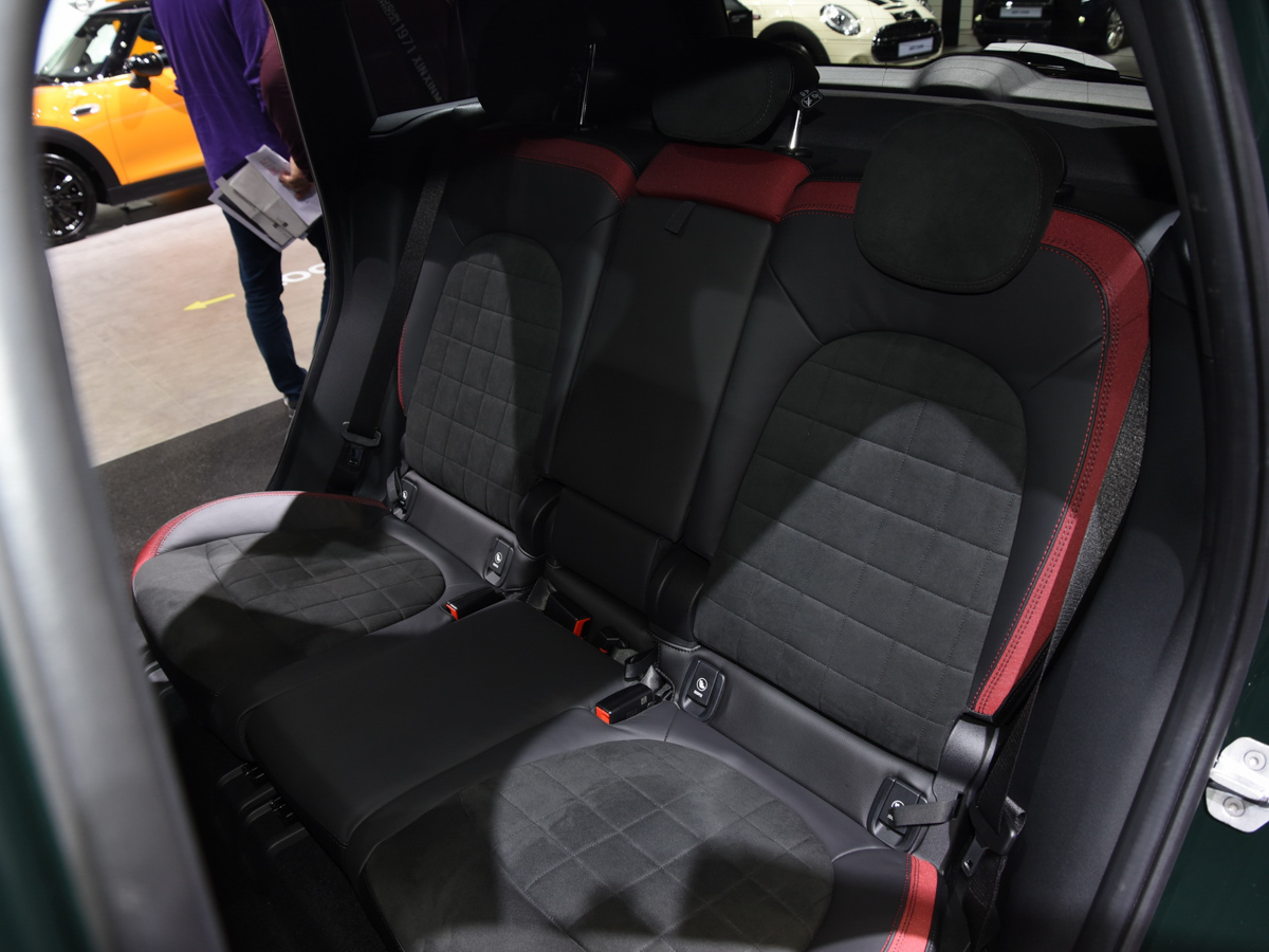 MINI JCW COUNTRYMANDƬ