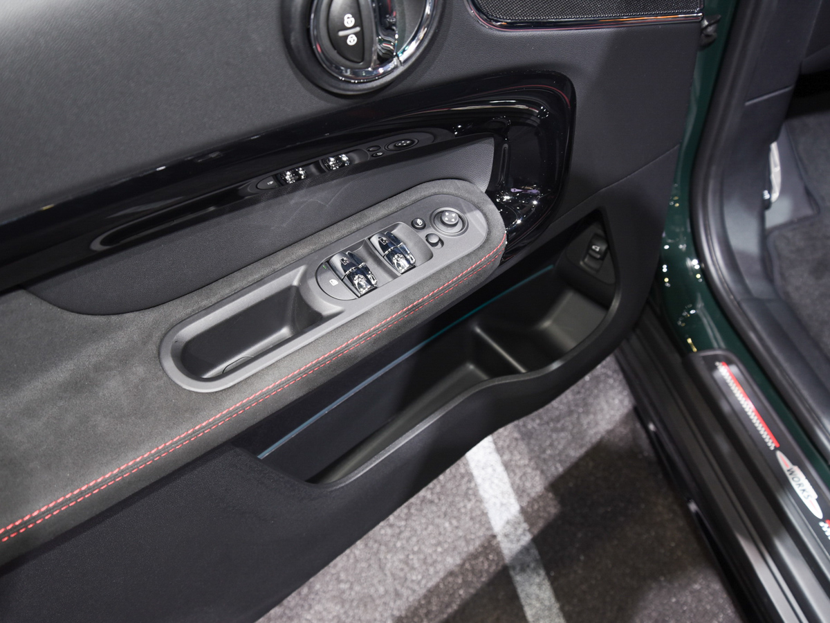 MINI JCW COUNTRYMANDƬ