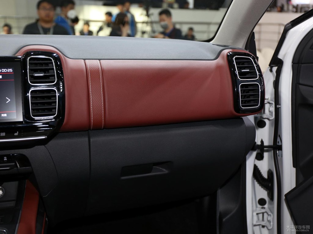  C5 AIRCROSSDƬ