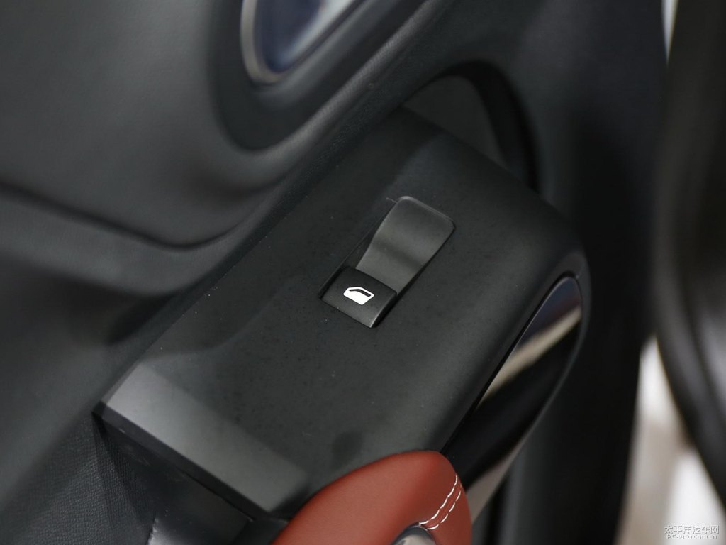  C5 AIRCROSSDƬ