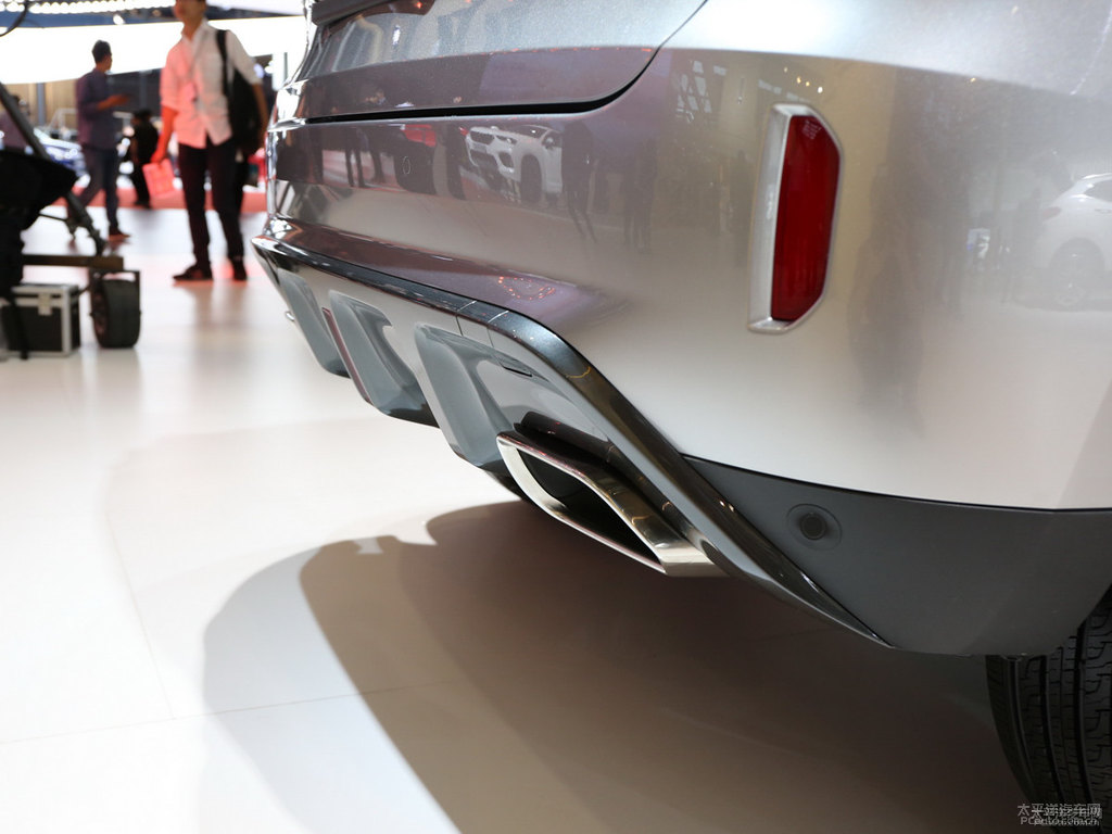 艾爾斯灰魏牌 VV7車(chē)尾外觀圖片
