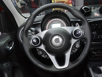 smart forfour內(nèi)飾實(shí)拍圖
