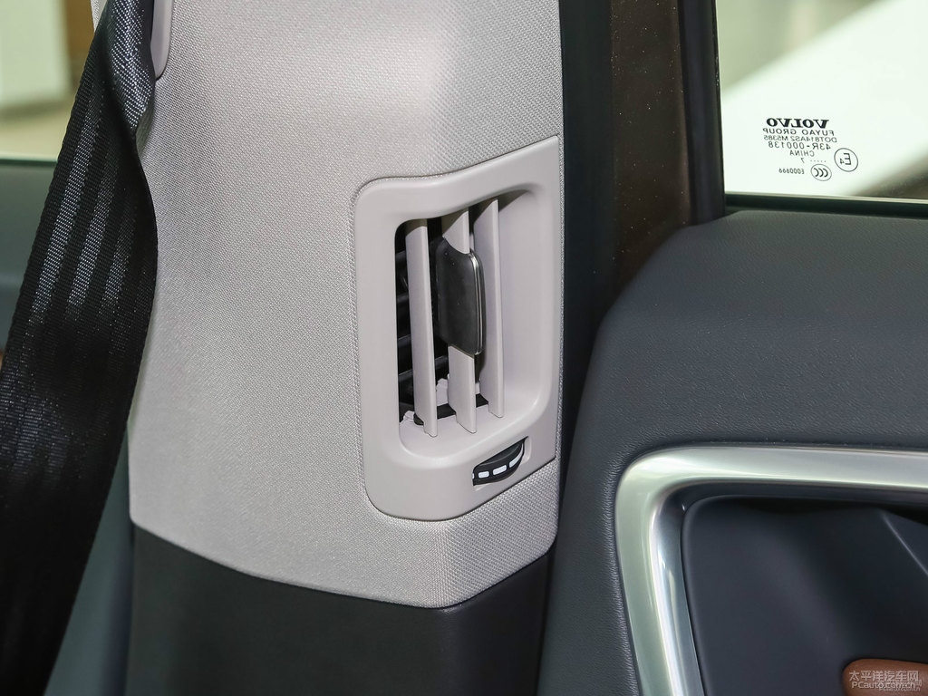 暮色銅沃爾沃XC60車廂內(nèi)飾圖片