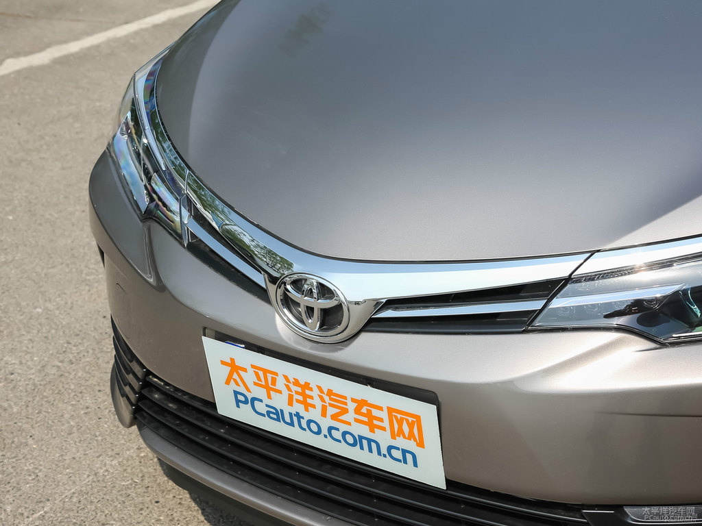 鉑青銅色卡羅拉車(chē)頭外觀圖片