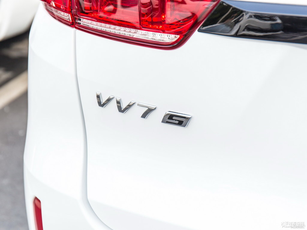 雪域白魏牌 VV7車尾外觀圖片