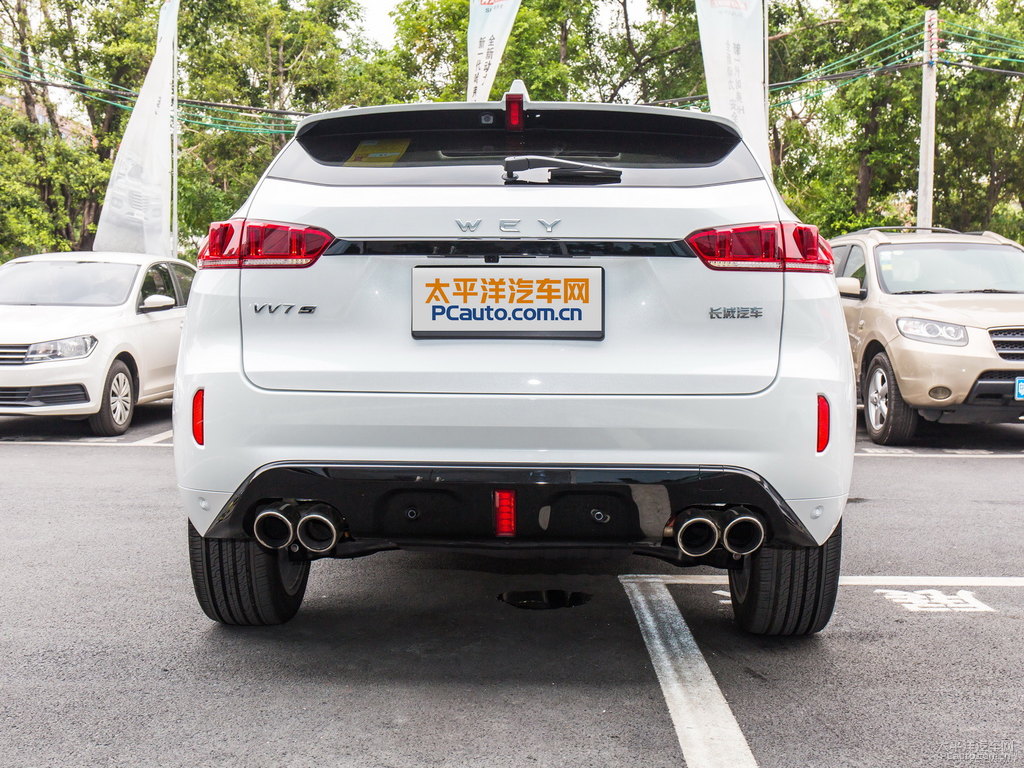 雪域白魏牌 VV7車尾外觀圖片