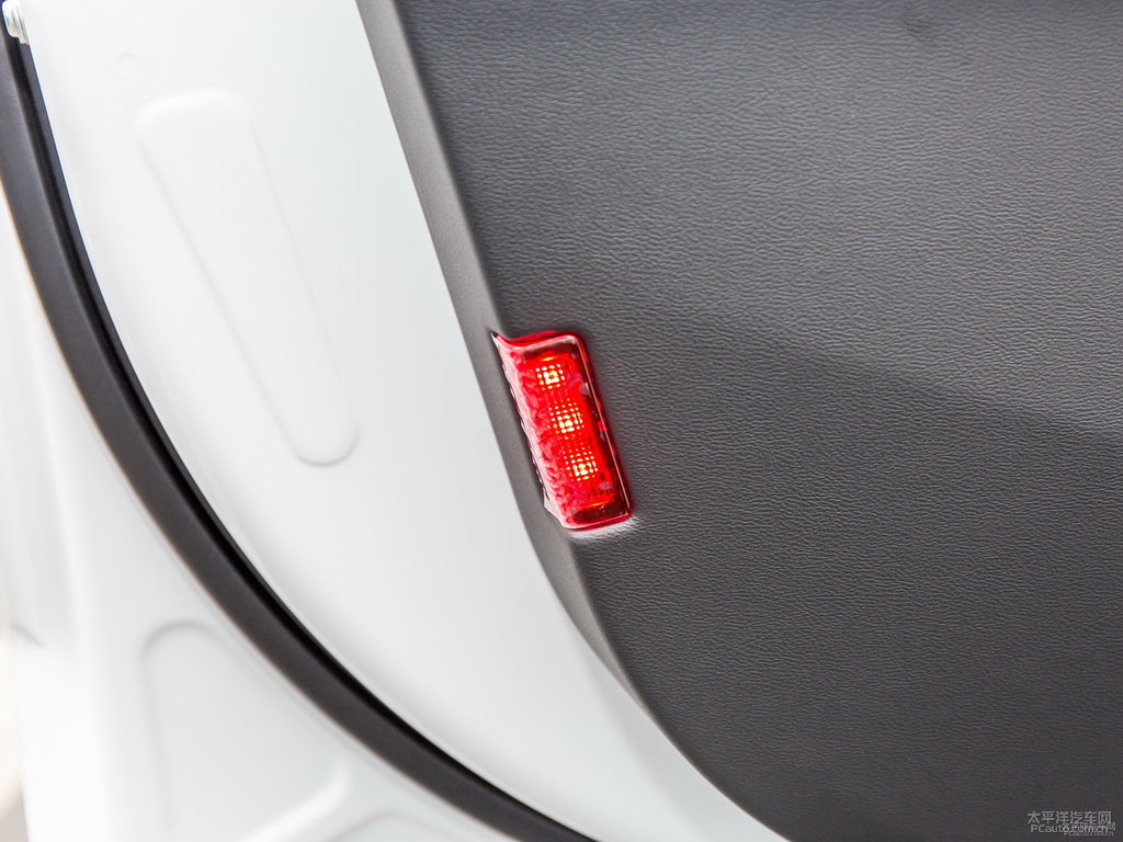 雪域白魏牌 VV7車廂內(nèi)飾圖片