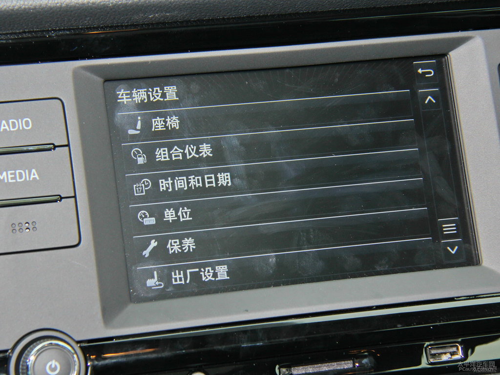 流沙金柯迪亞克中控內(nèi)飾圖片