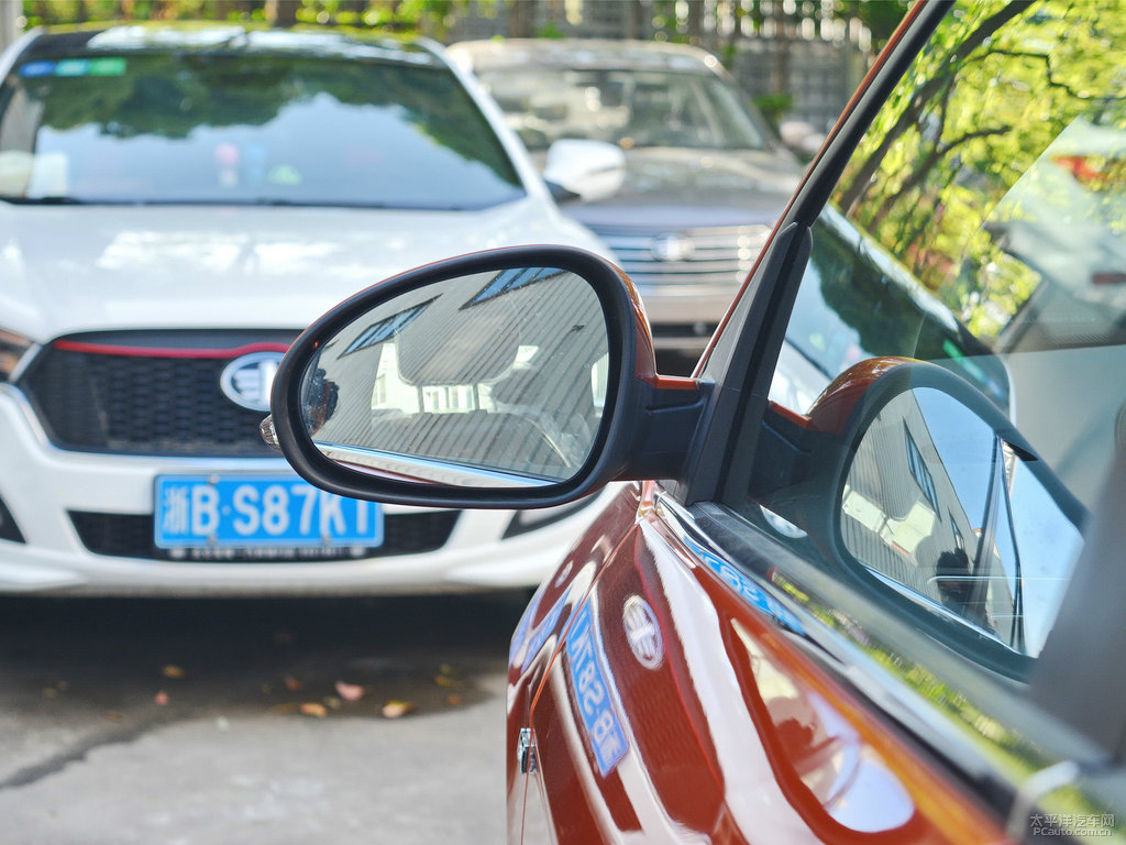 鎏光橙艾瑞澤5車身外觀圖片