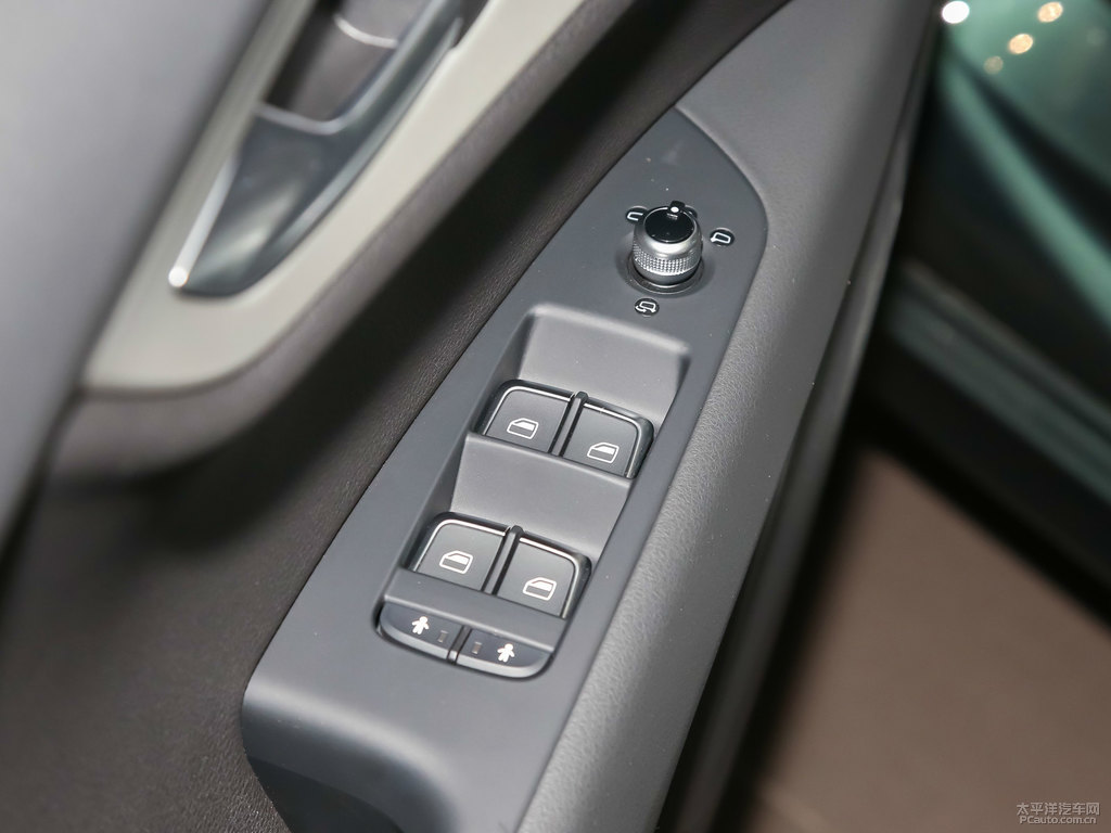 哥特蘭綠奧迪A7車廂內(nèi)飾圖片