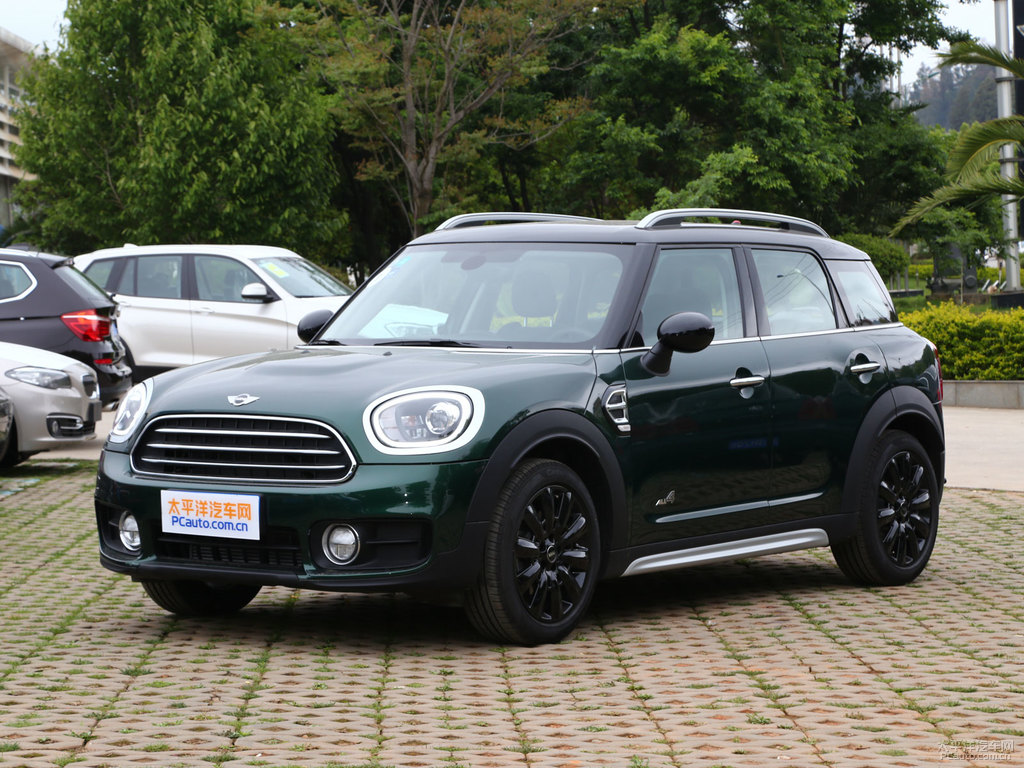 ӢGMINI COUNTRYMAN܇^^DƬ