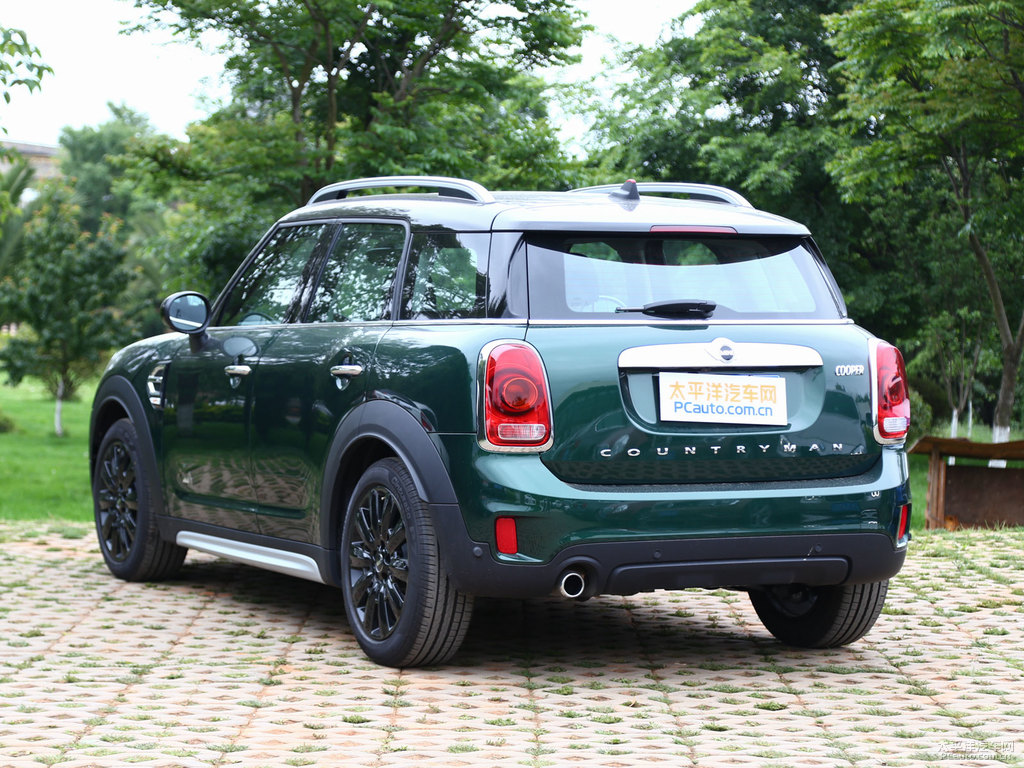 ӢGMINI COUNTRYMAN܇^^DƬ