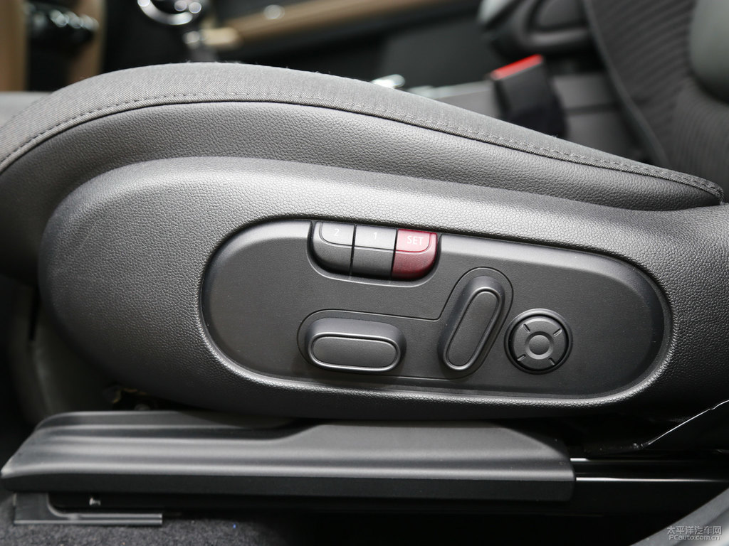 ӢGMINI COUNTRYMAN΃(ni)DƬ