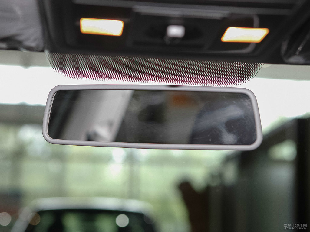 柏林灰寶來(lái)車(chē)廂內(nèi)飾圖片