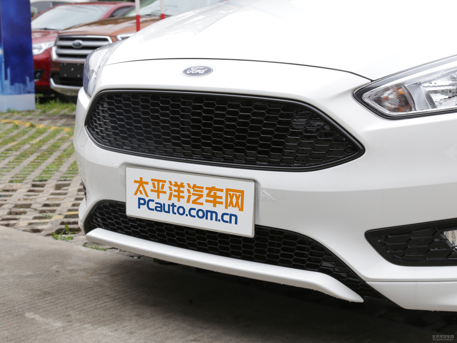 福克斯外觀高清大圖
