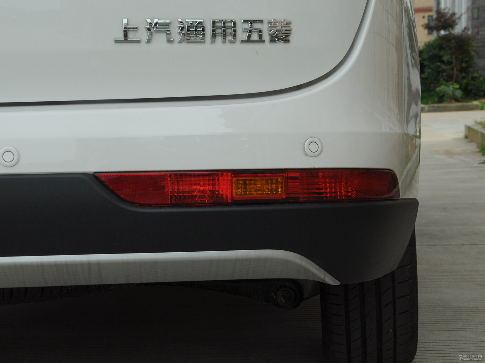 寶駿730外觀高清大圖