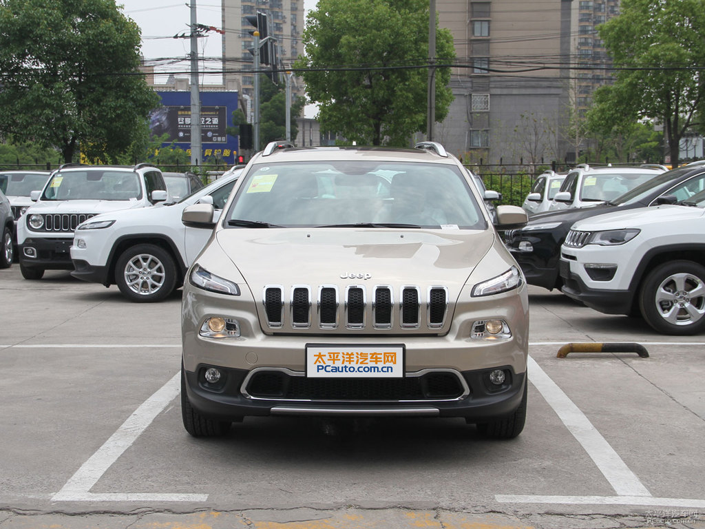 流沙金自由光整車外觀外觀圖片