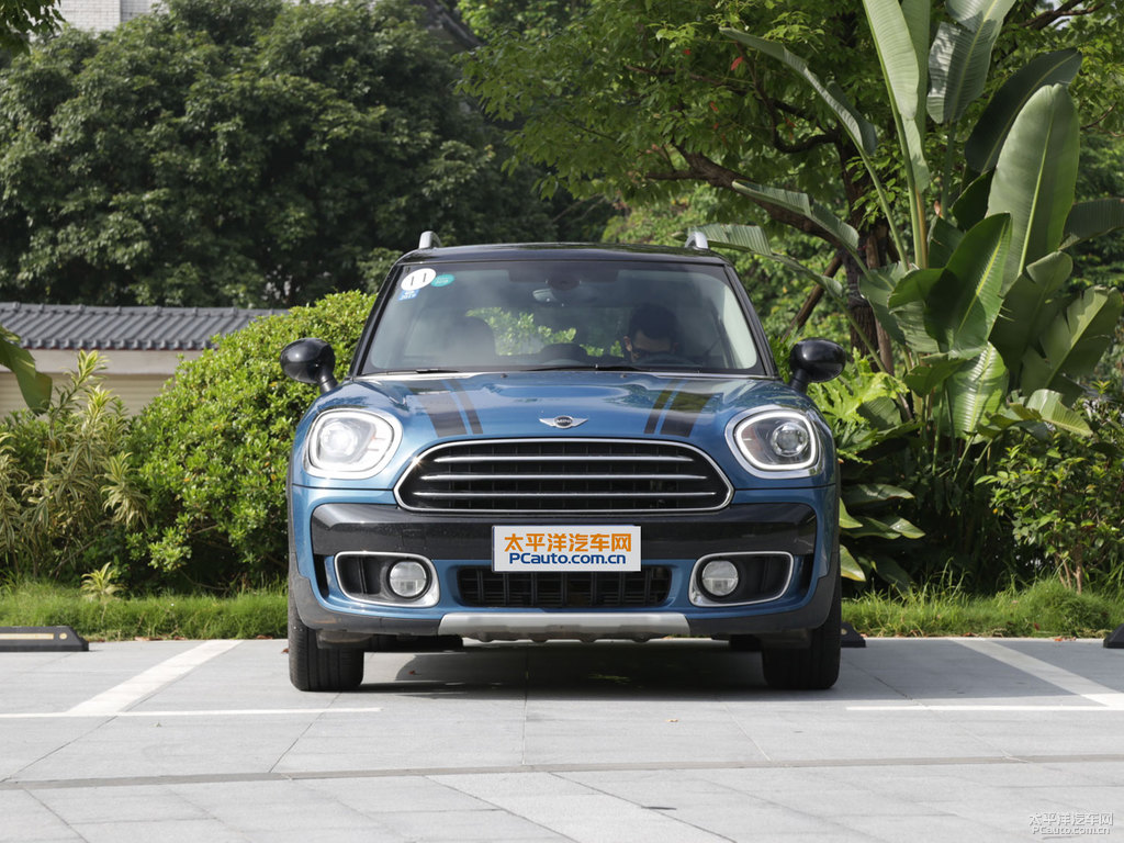 u{MINI COUNTRYMAN܇^^DƬ