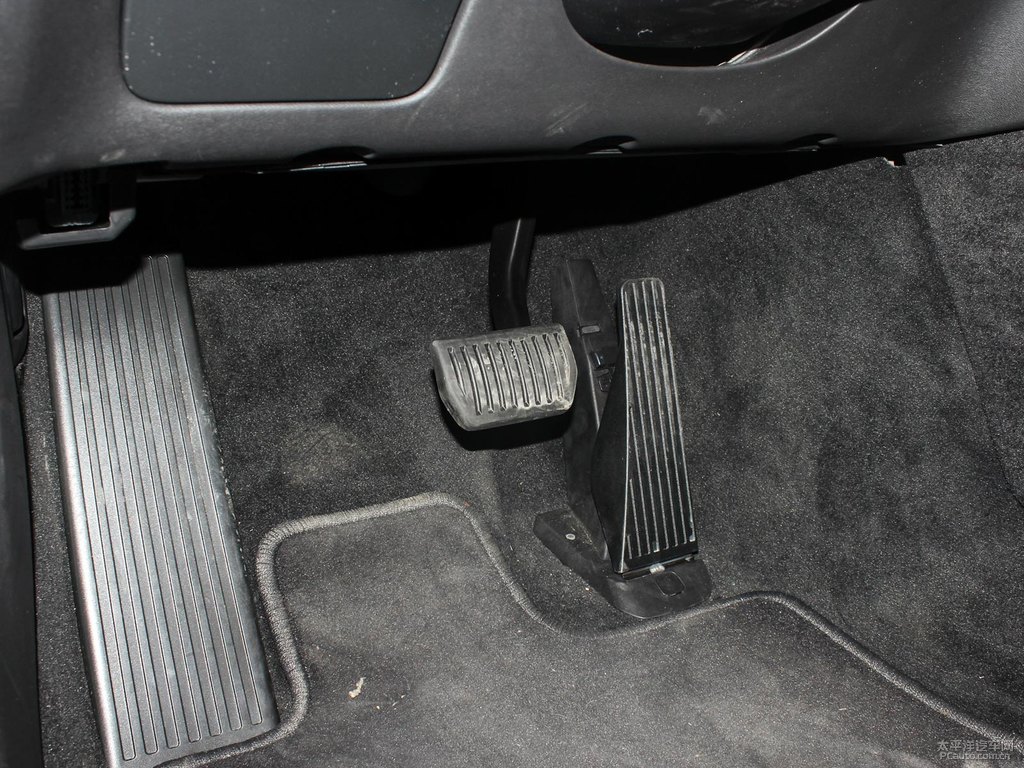 楓木棕沃爾沃S90車身外觀圖片