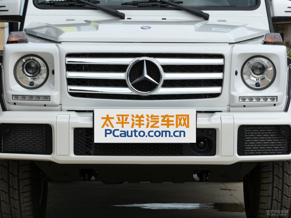 淺象牙白奔馳G級車頭外觀圖片