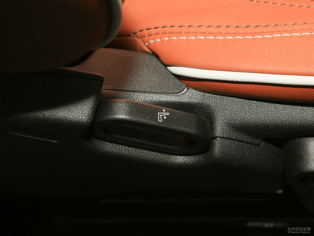 ձ{(ln)MINI CABRIO΃(ni)DƬ