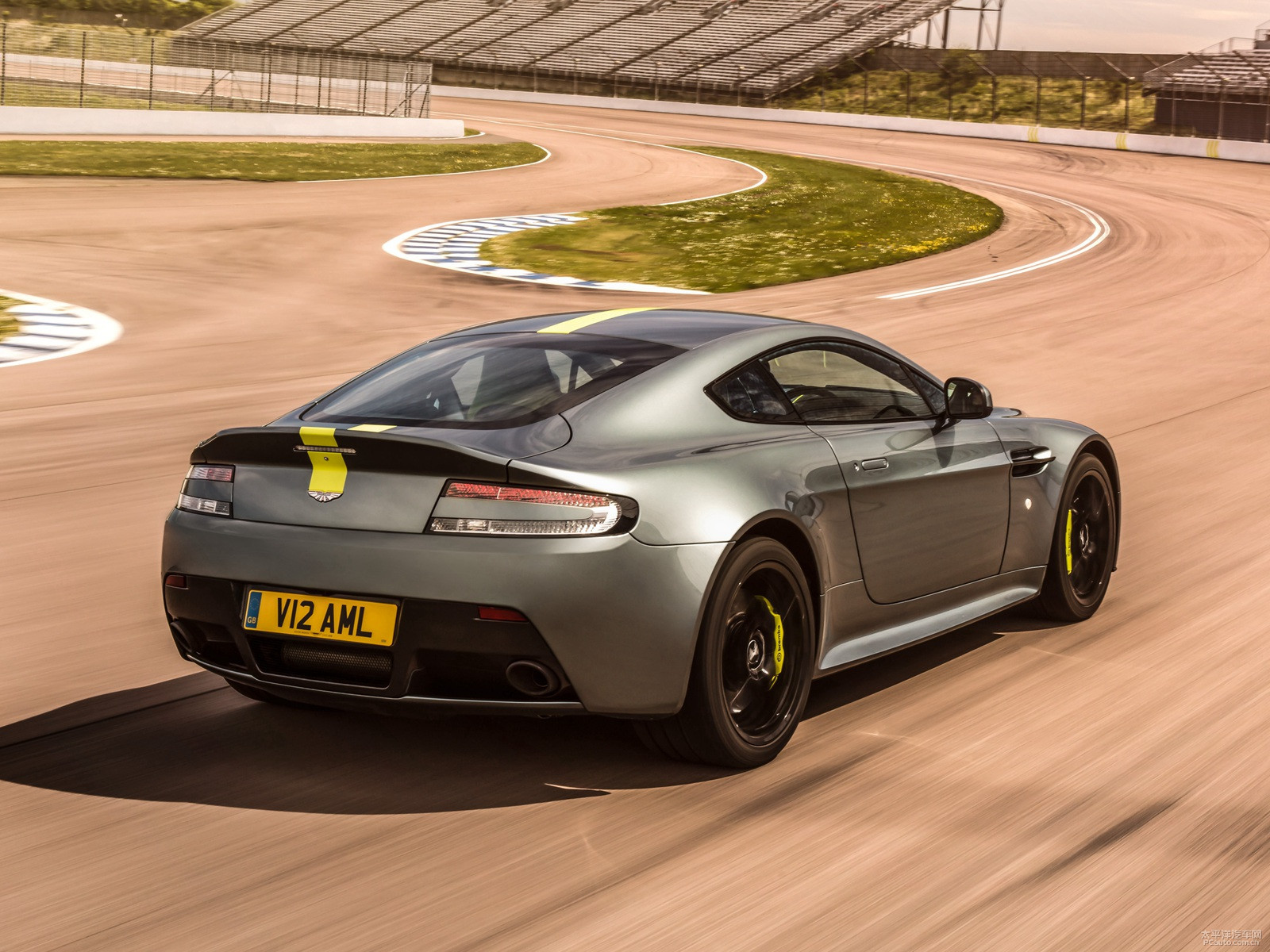 V12 Vantage外觀高清大圖