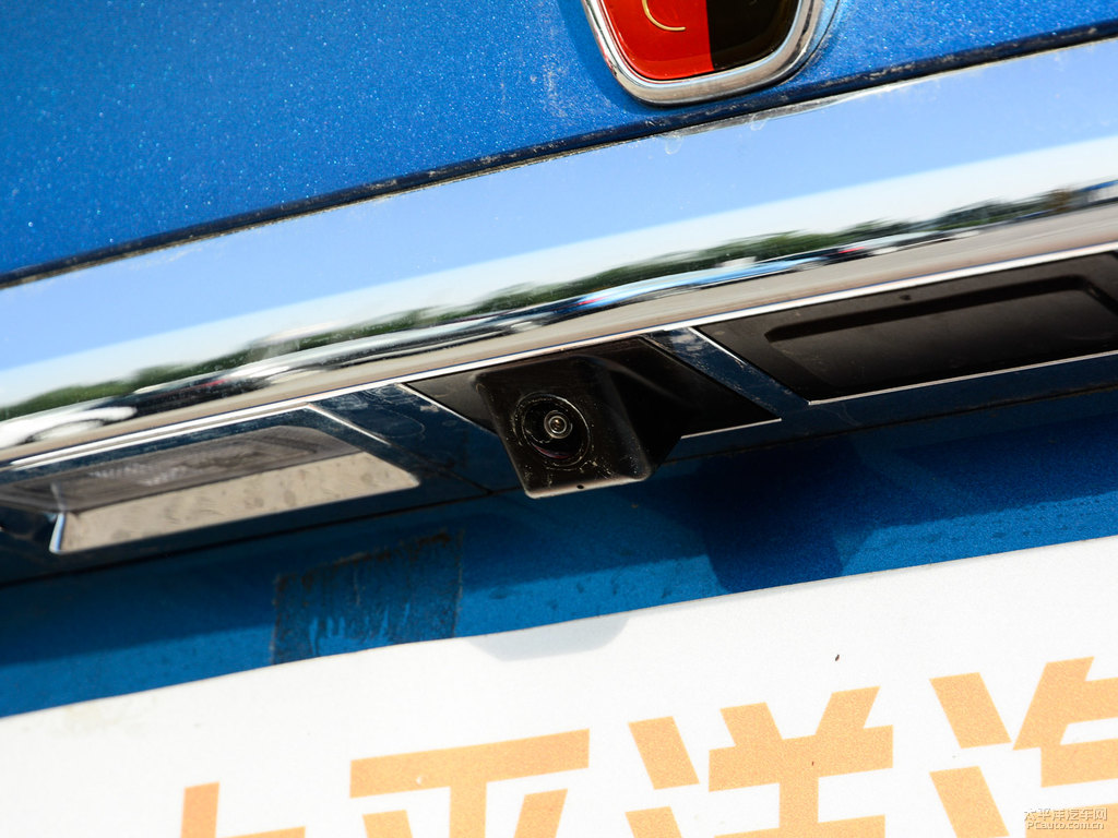 索爾藍(lán)榮威RX5車尾外觀圖片