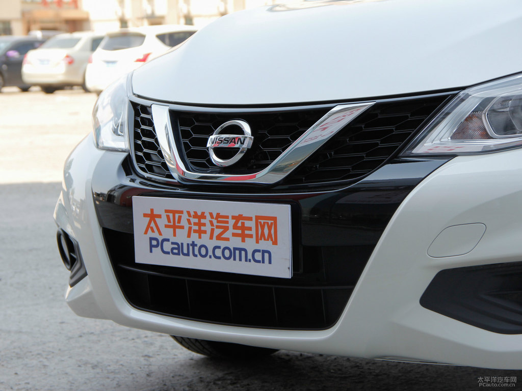珠光白騏達(dá)車頭外觀圖片
