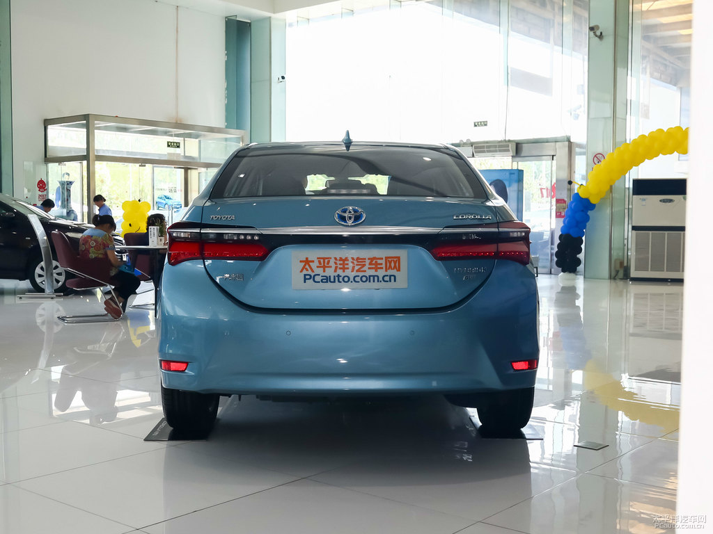 寰宇藍(lán)色卡羅拉整車外觀外觀圖片