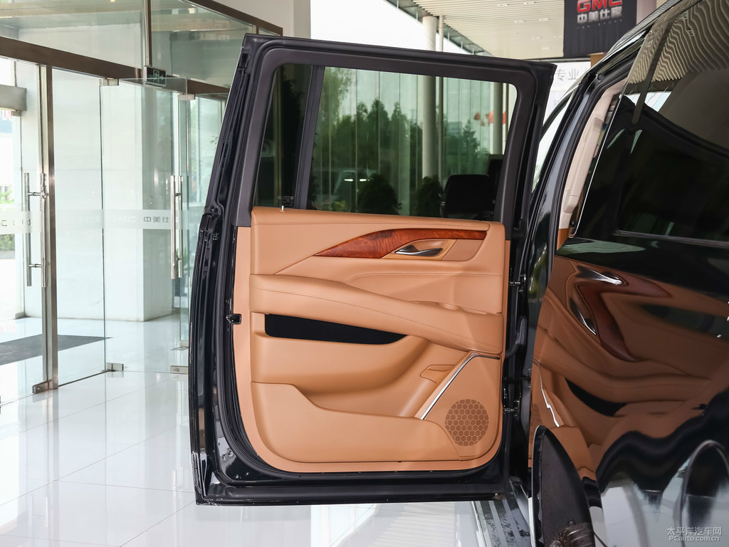 źڄP׵ESCALADE܇DƬ