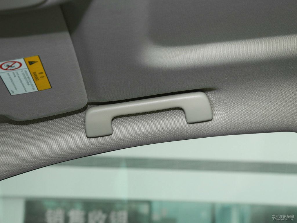 玉瓷青別克GL8車廂內(nèi)飾圖片