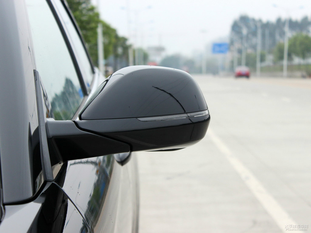 經(jīng)典黑哈弗H6 Coupe車身外觀圖片