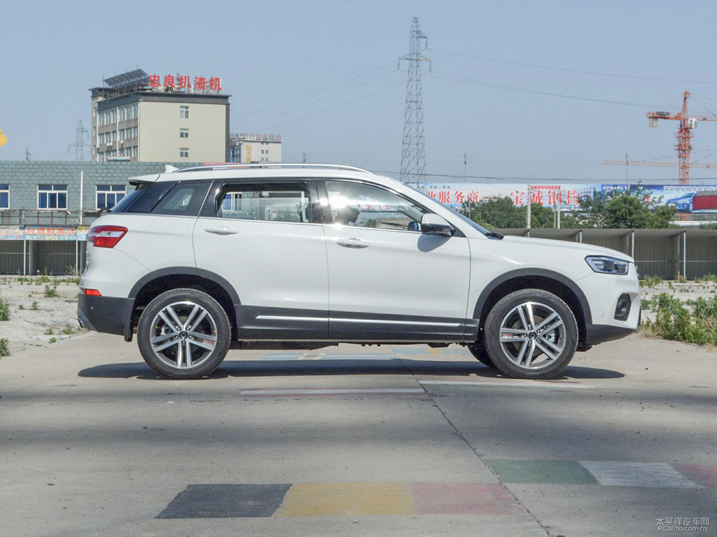極地白哈弗H6 Coupe整車外觀外觀圖片