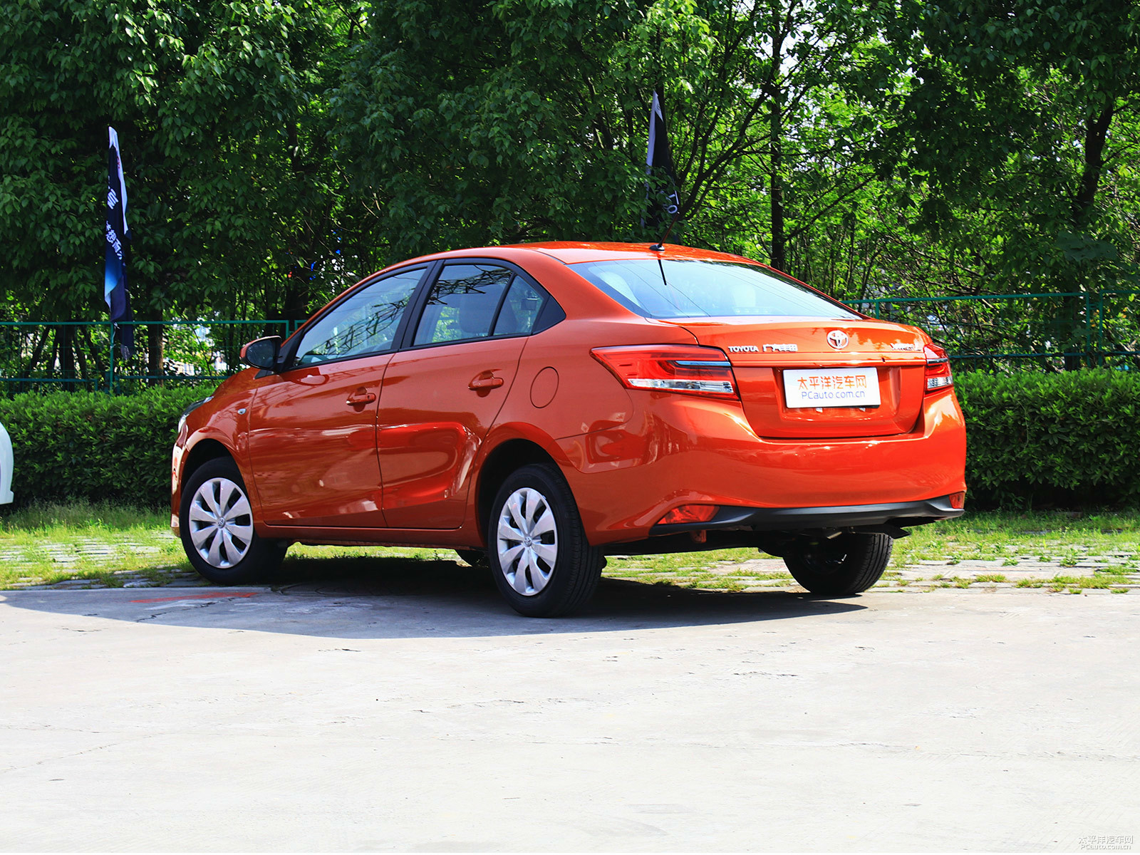 YARiS L 致享外觀高清大圖