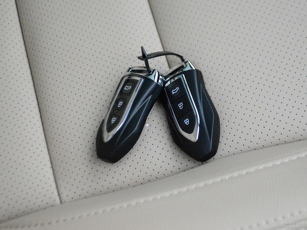 ױ̩T600 Coupe(x)(ji)(x)(ji)DƬ