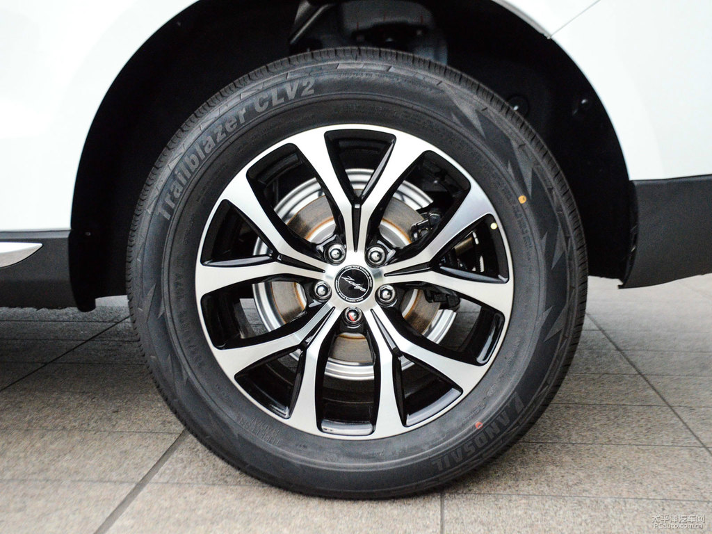 ױ̩T600 Coupe܇^DƬ