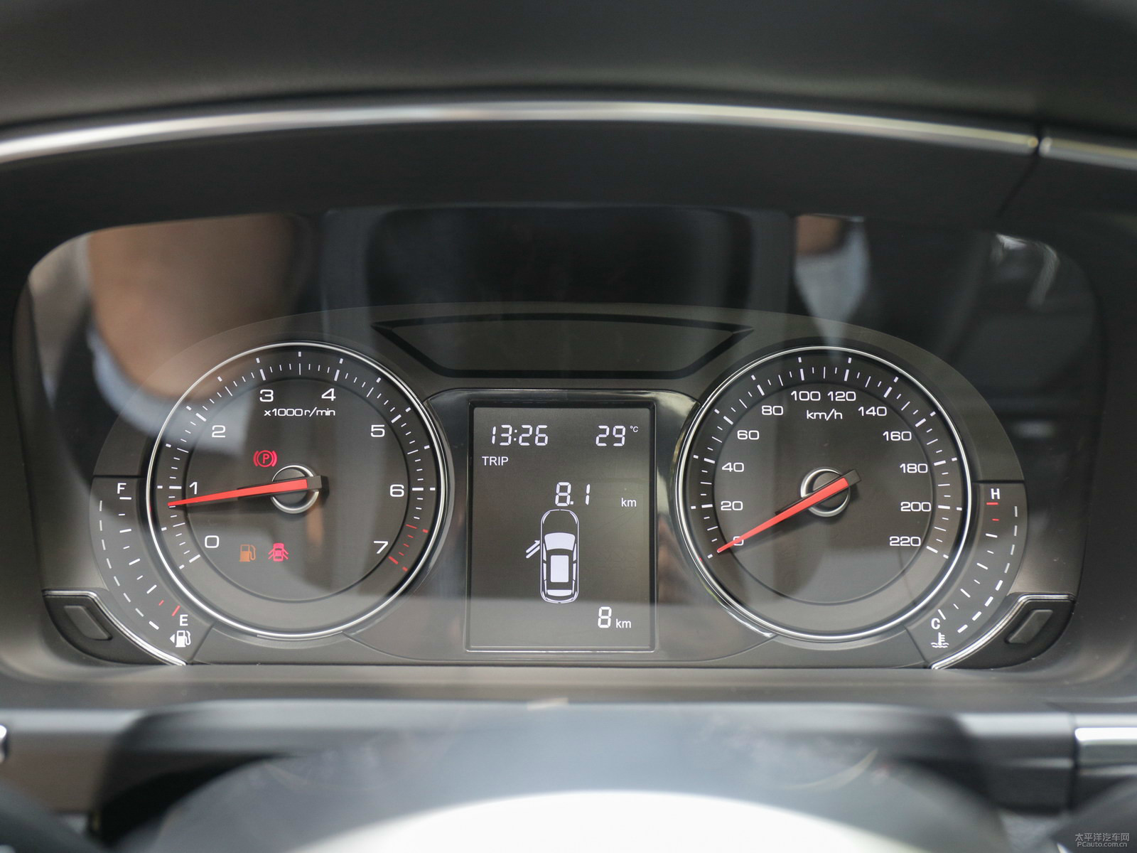 眾泰T600 Coupe內(nèi)飾高清大圖