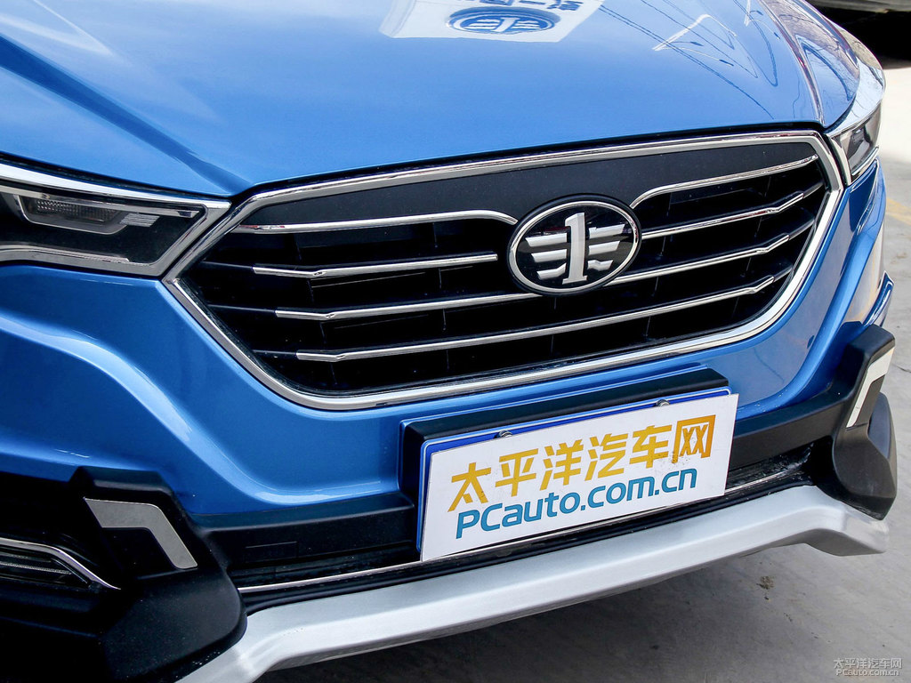 炫動(dòng)藍(lán)奔騰X40車頭外觀圖片