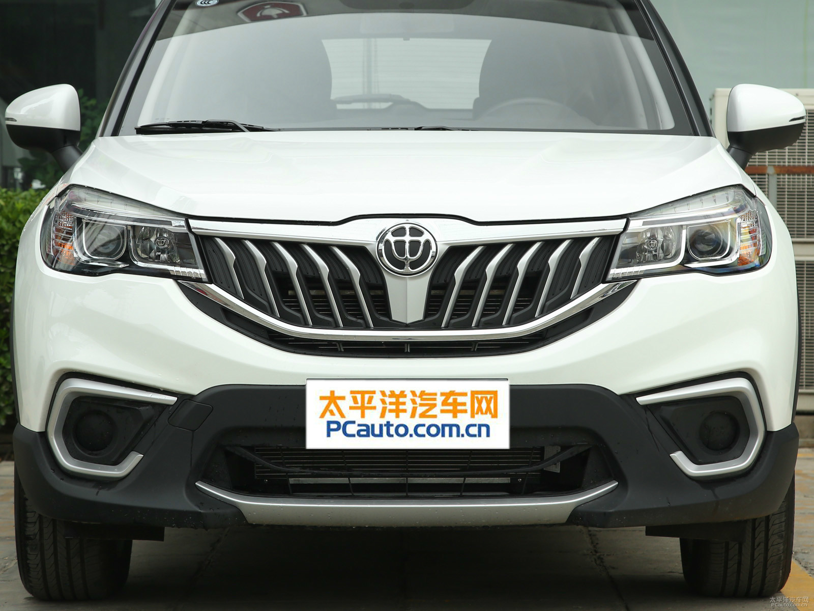 中華V3外觀高清大圖
