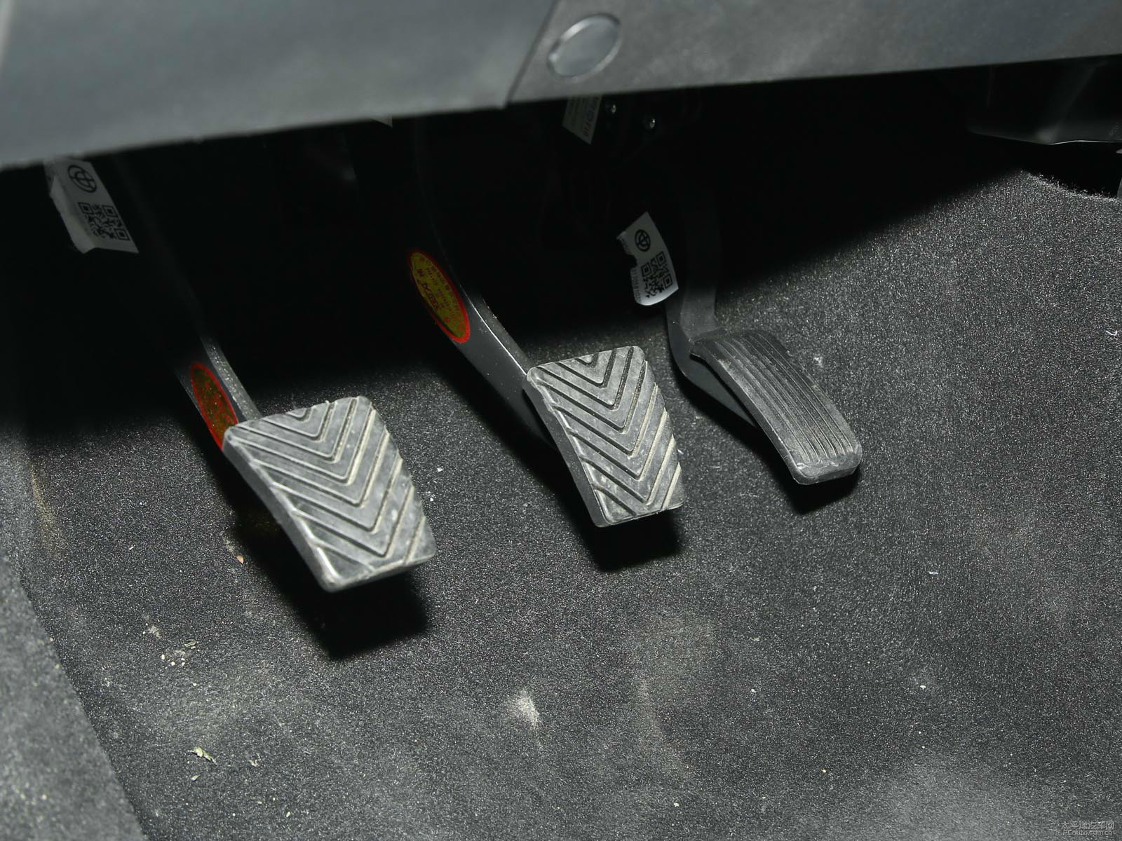 中華V3內(nèi)飾高清大圖