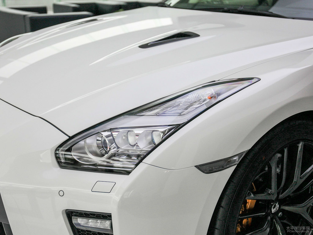 ծa(chn)GT-R܇^^DƬ