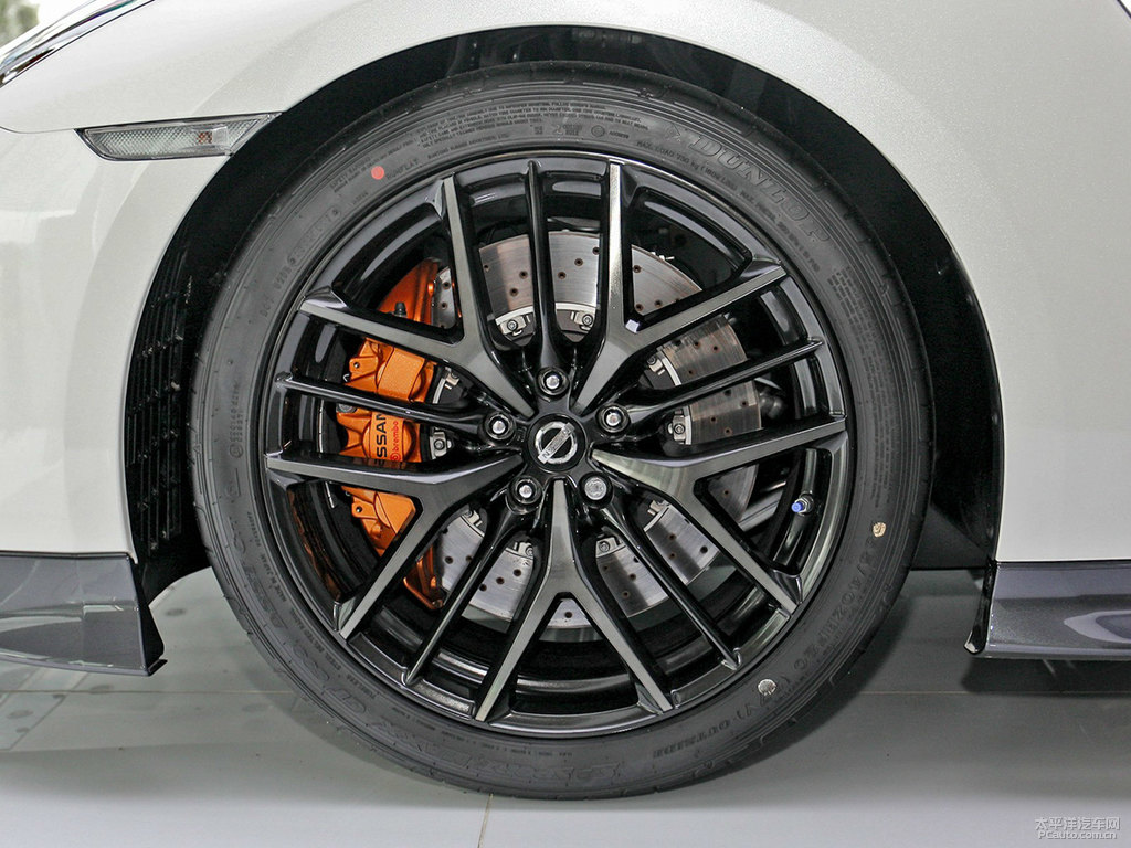 ծa(chn)GT-R܇^DƬ