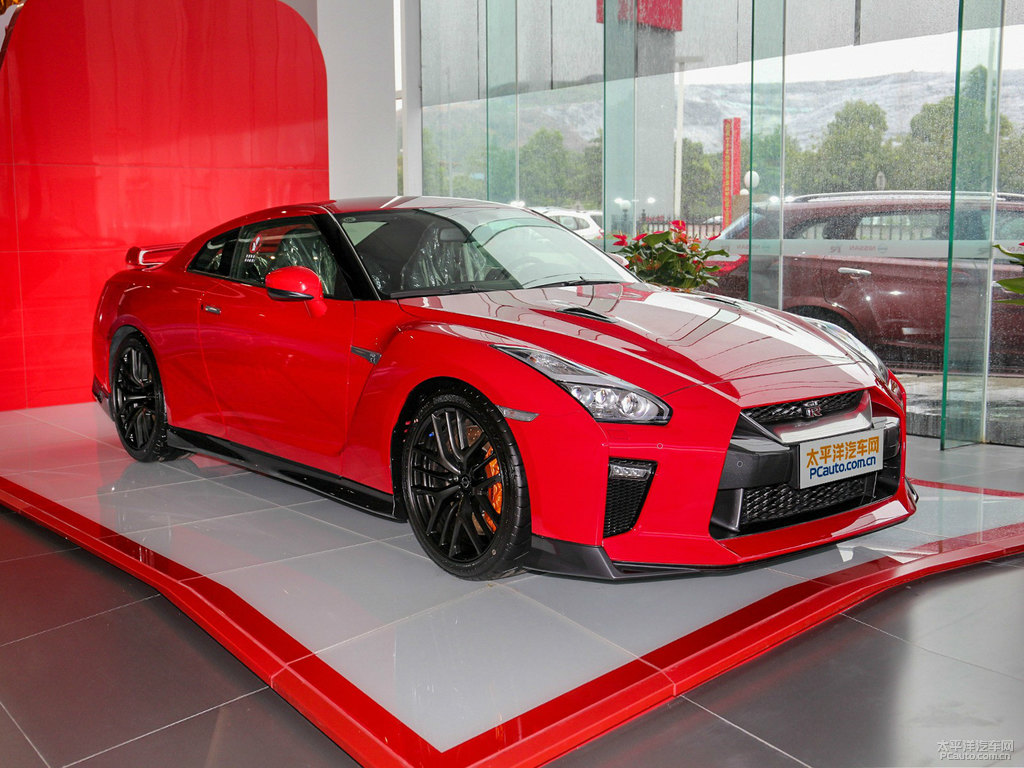 ێrtծa(chn)GT-R܇^^DƬ