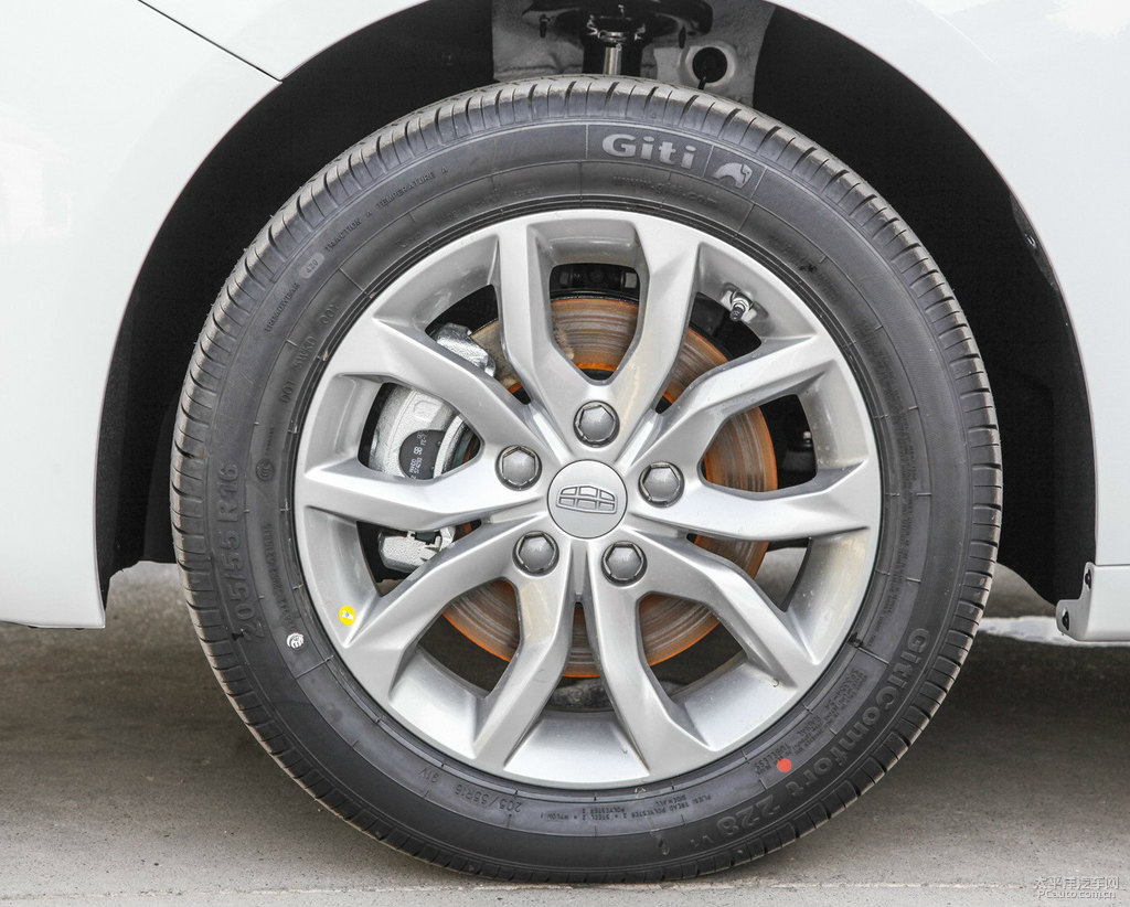 冰晶白帝豪GL車身外觀圖片