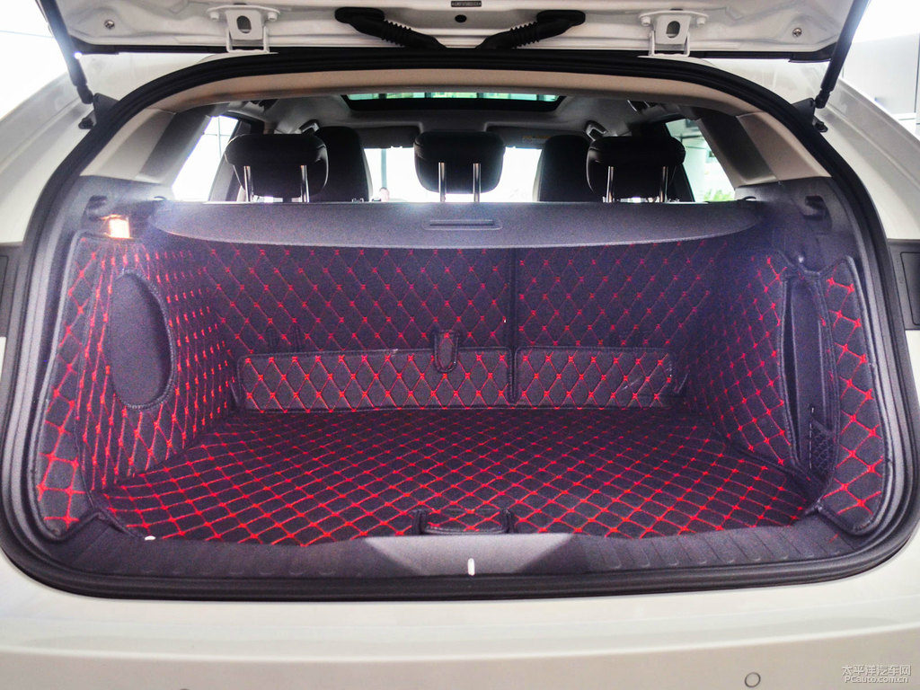 雪域白魏牌 VV7后備廂空間圖片