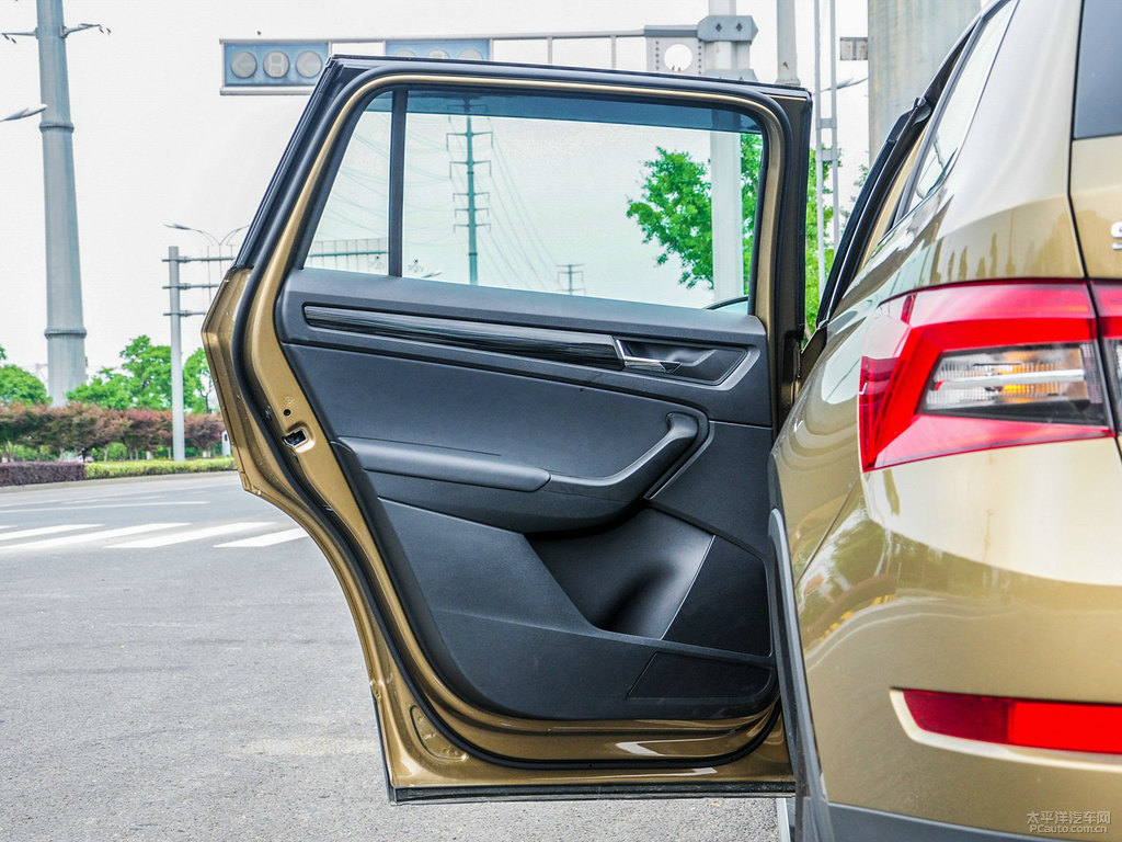 曙光金柯迪亞克車廂內(nèi)飾圖片