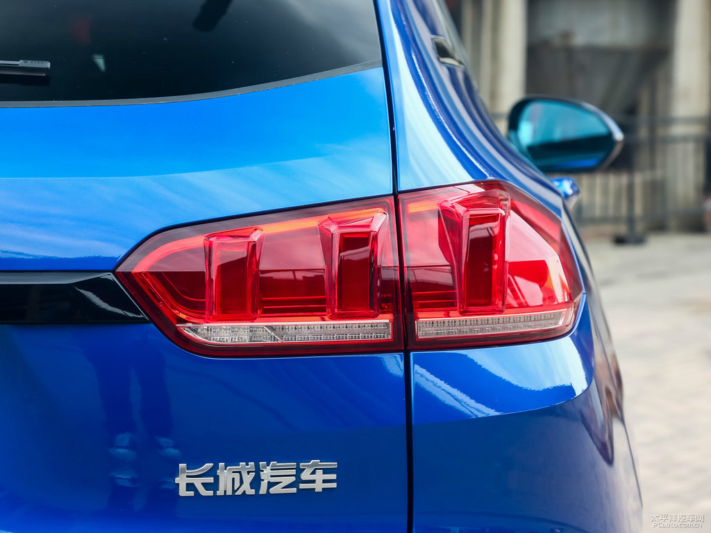 施華洛藍(lán)魏牌 VV5車尾外觀圖片