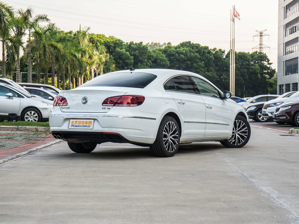 極地白大眾CC整車外觀外觀圖片