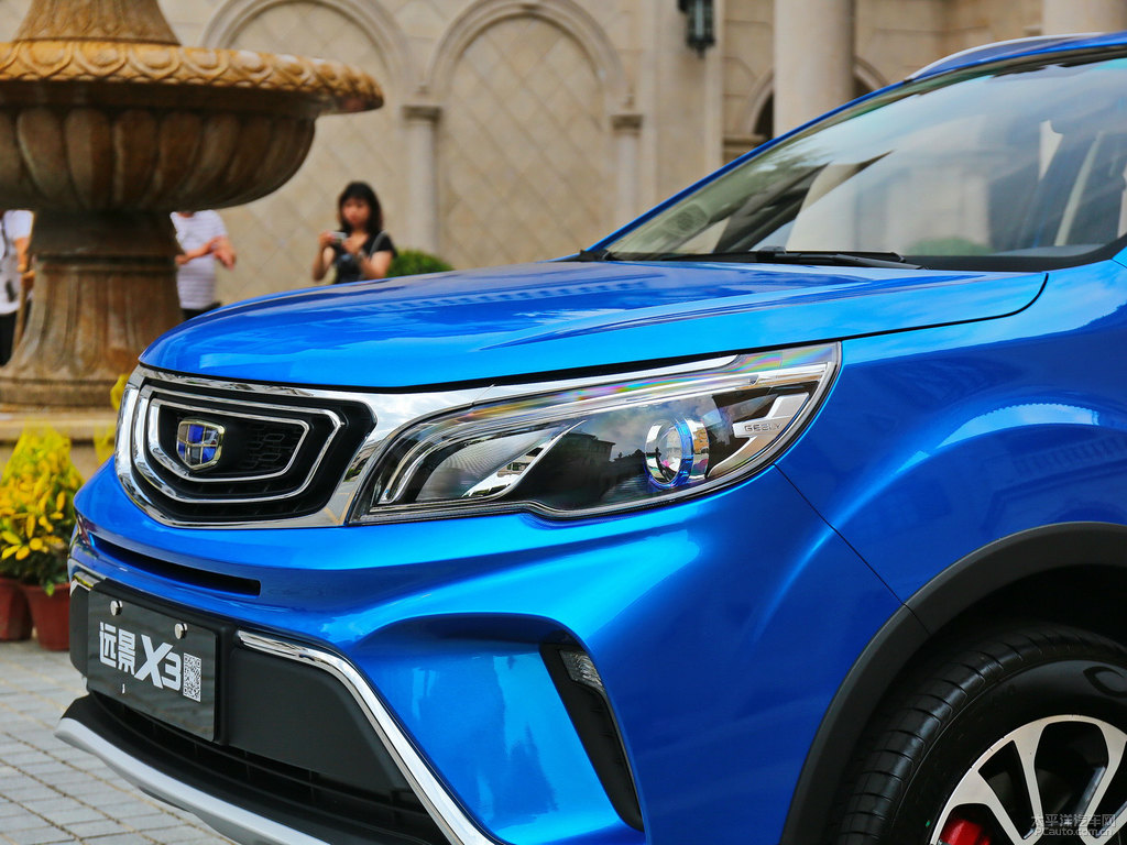 寶石藍(lán)遠(yuǎn)景X3車頭外觀圖片